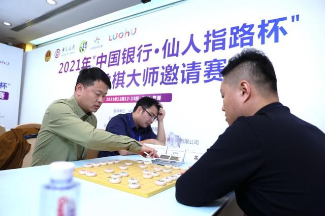 深圳“仙人指路”杯全国象棋大师赛收官,孟辰唐丹夺冠